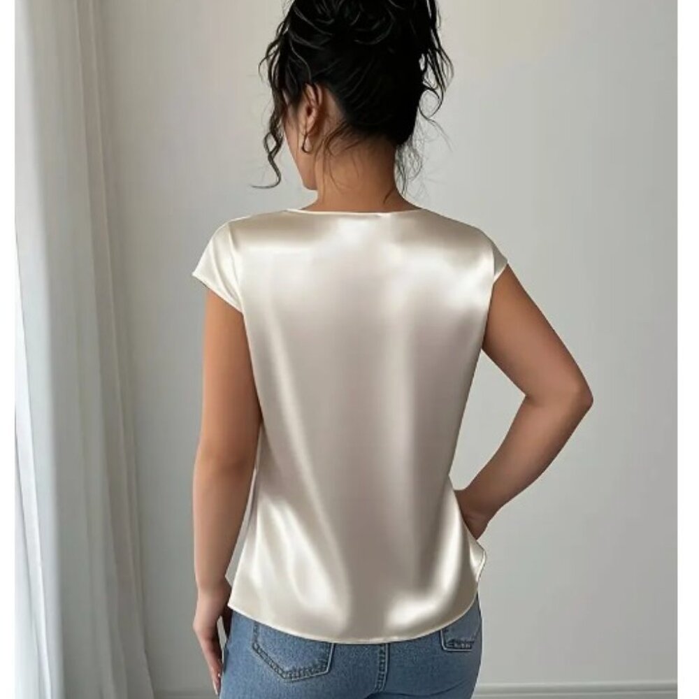 Elegant Apricot French-Inspired Satin Blouse Size L NEW - Picture 3 of 4